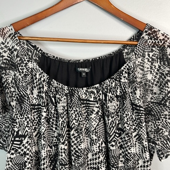 George Printed Mesh Top Elastic Scoop Neck and Waistband Black White Plus 2X - Picture 4 of 13